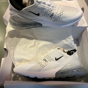 Nike Air Max 270 White - 10.5 Mens